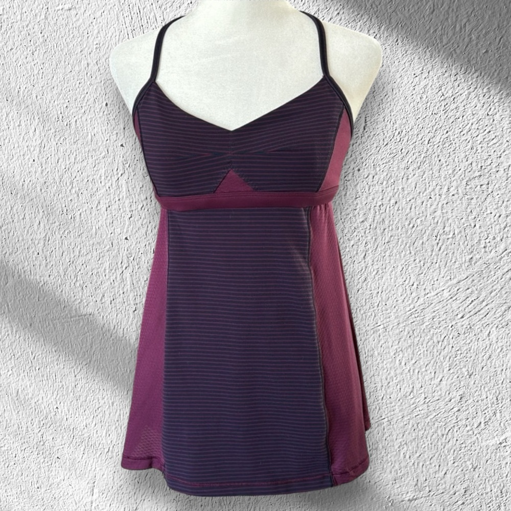 Lululemon Bend & Flow Tank - Picture 2 of 10